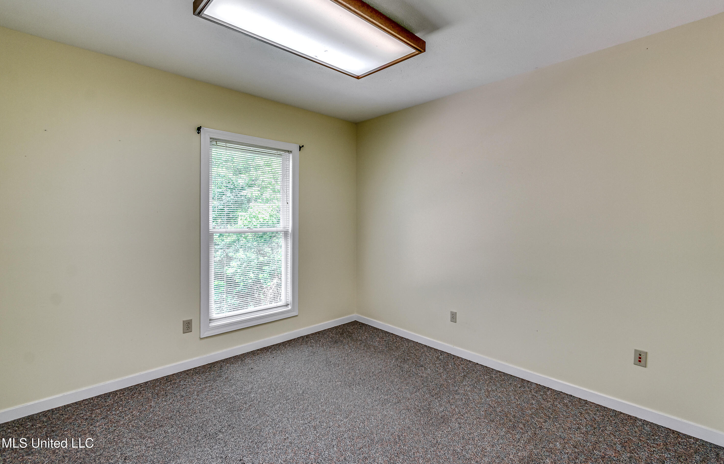 Jackson, Mississippi 39216, United States, ,4 BathroomsBathrooms,Commercial,Active,164334