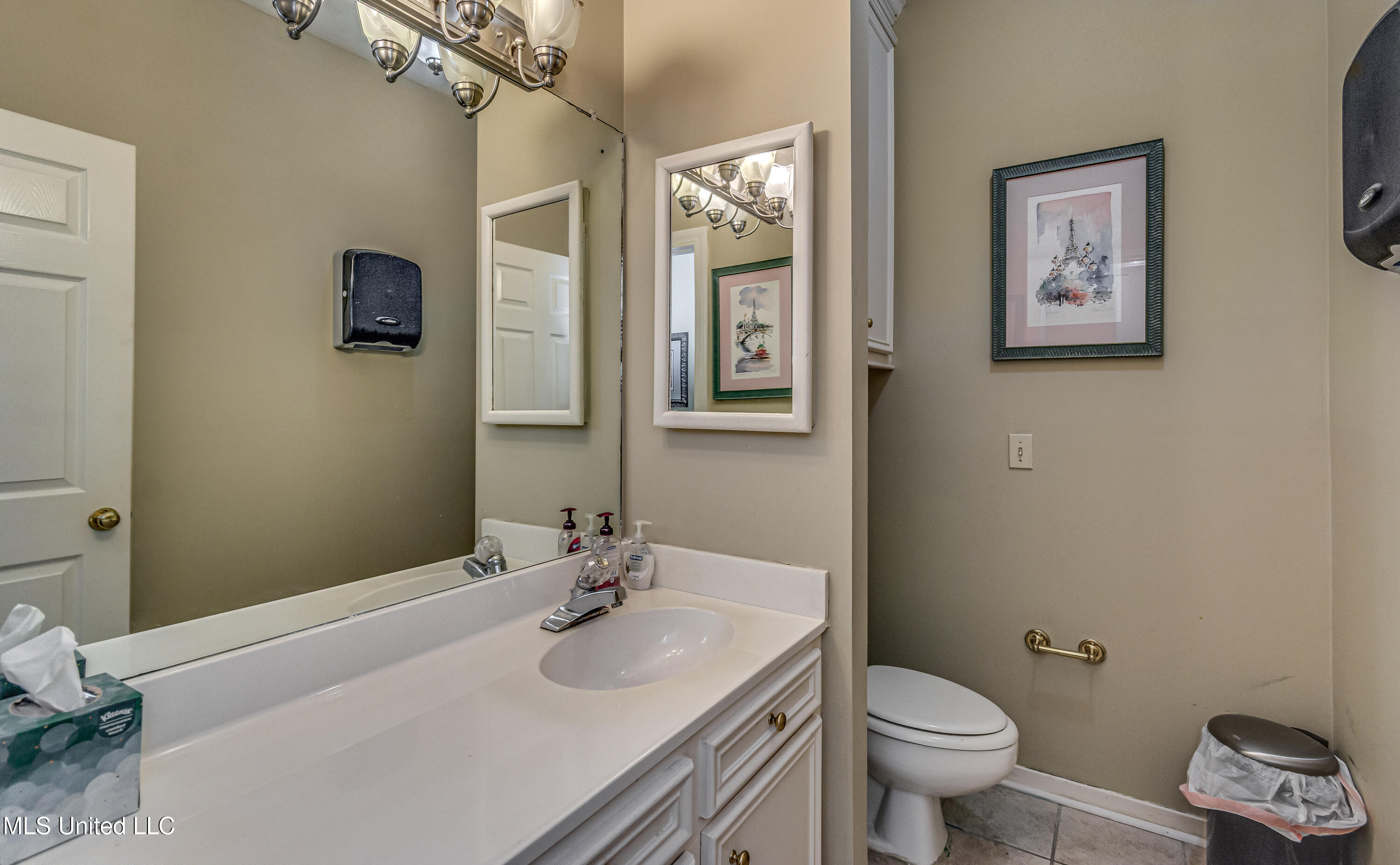 Jackson, Mississippi 39216, United States, ,4 BathroomsBathrooms,Commercial,Active,164334