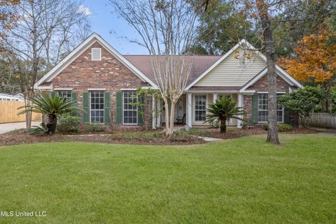 Single Family Residence in Ocean Springs MS 1500 Beachview Drive.jpg