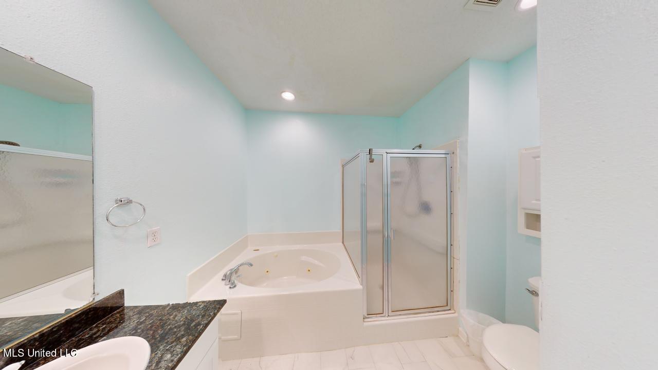 2252 Beach Drive #1501, Gulfport, Mississippi image 13