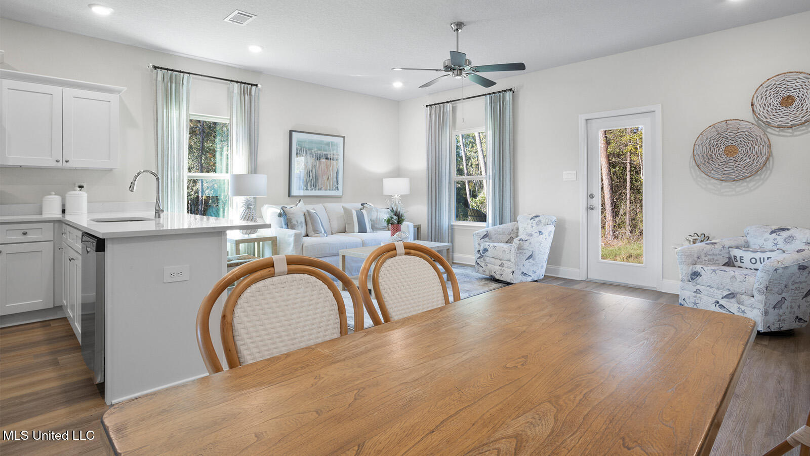 12272 Frazier Lane, Gulfport, Mississippi image 10
