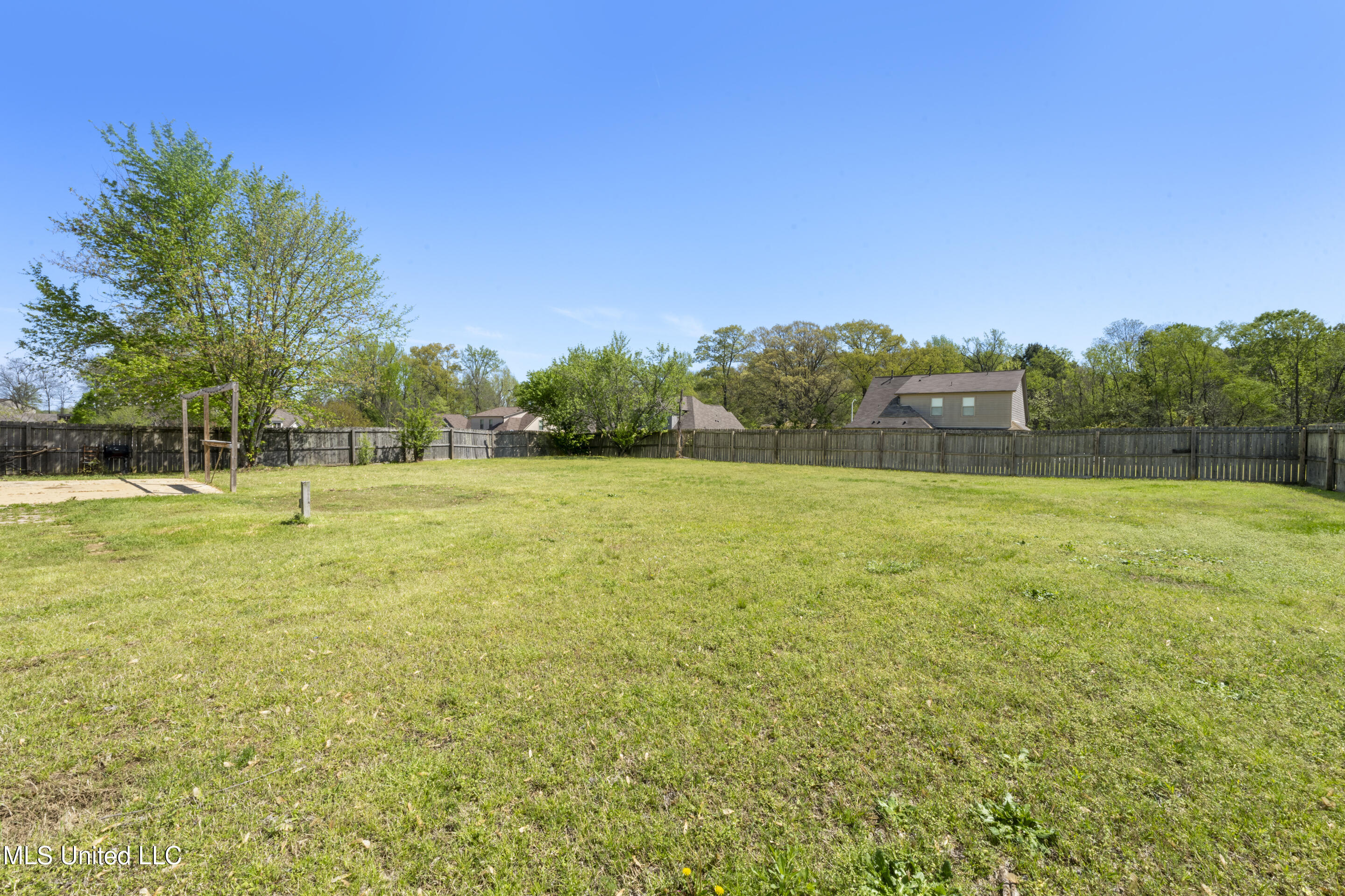 7656 E Brierfield Drive, Southaven, Mississippi image 23