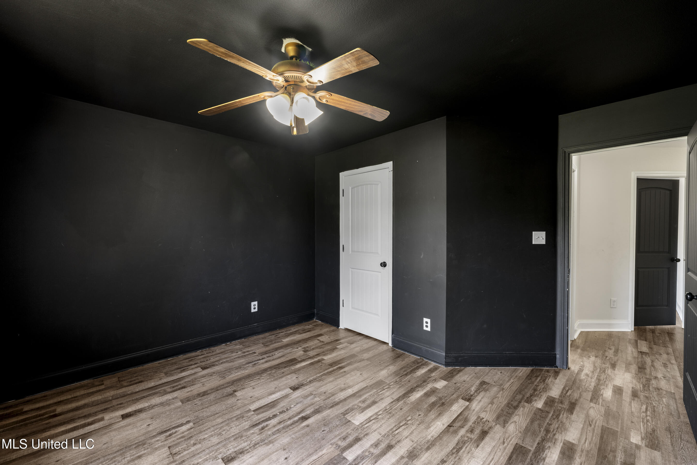 7656 E Brierfield Drive, Southaven, Mississippi image 20