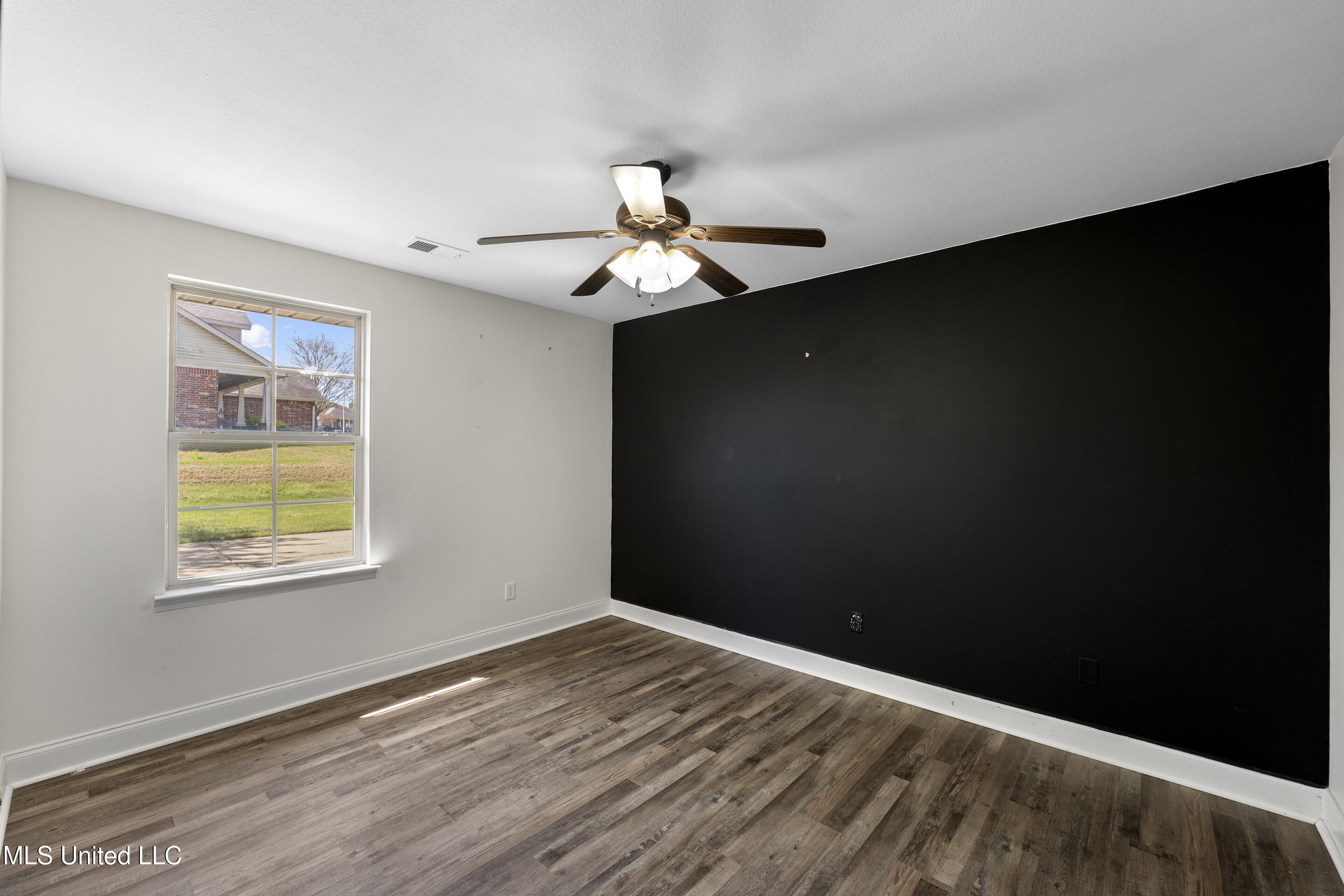 7656 E Brierfield Drive, Southaven, Mississippi image 16