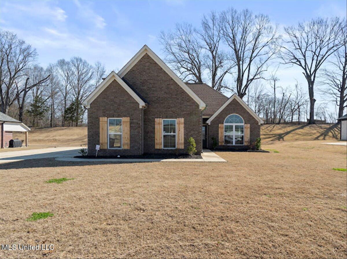 7744 Emeline Drive, Horn Lake, Mississippi image 1