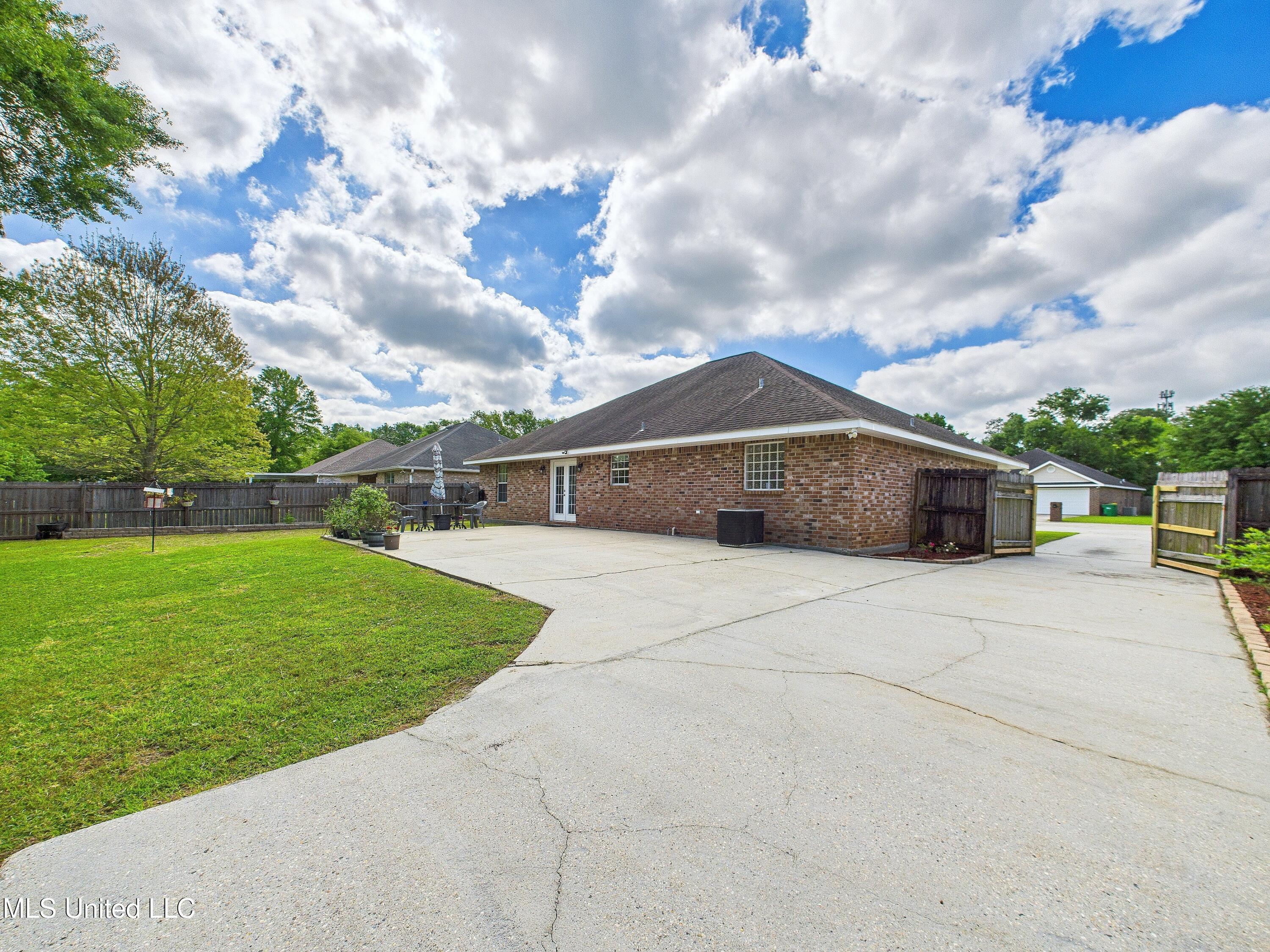 15920 Hardwood Place, Biloxi, Mississippi image 29