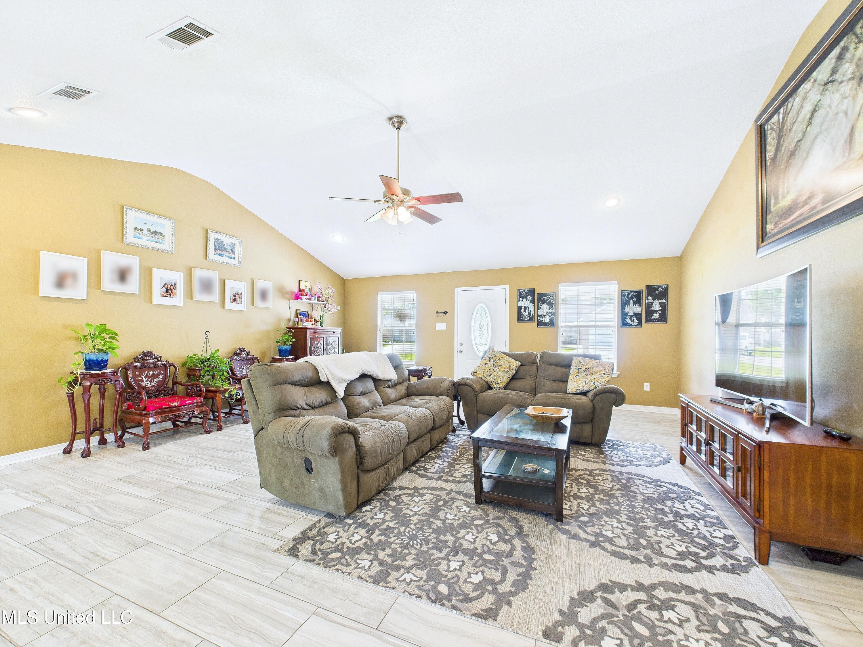 15920 Hardwood Place, Biloxi, Mississippi image 4