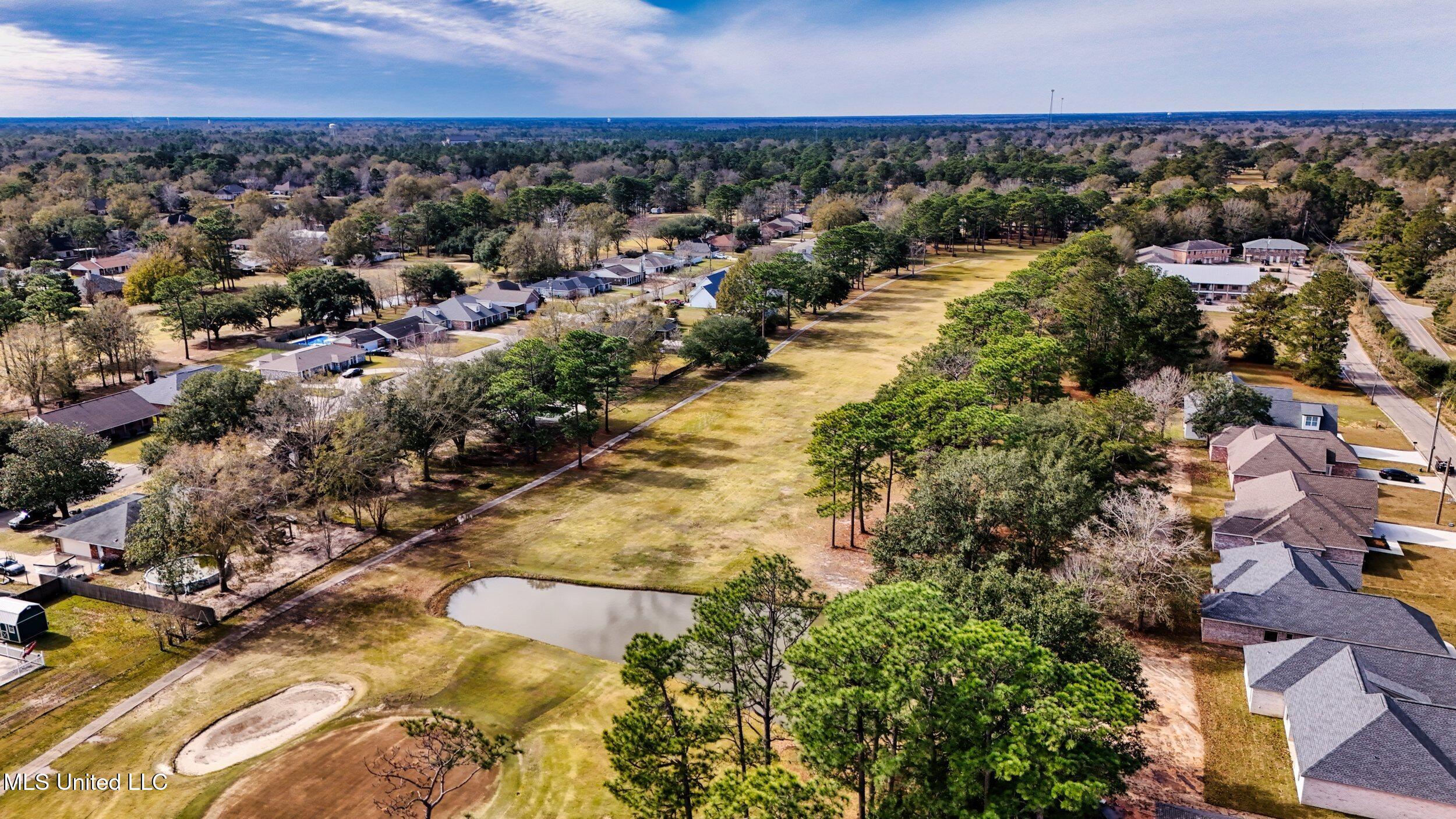 556 Fairway Drive, Picayune, Mississippi image 26