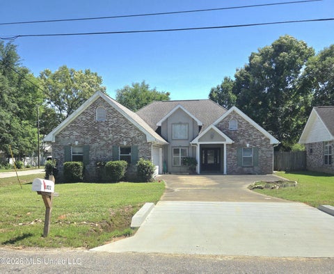 Homes For Sale - 9822 Ana Hulu Street<br/> Diamondhead, MS 39525