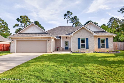 Homes For Sale - 6855 Rolling Green Drive<br/> Pass Christian, MS 39571