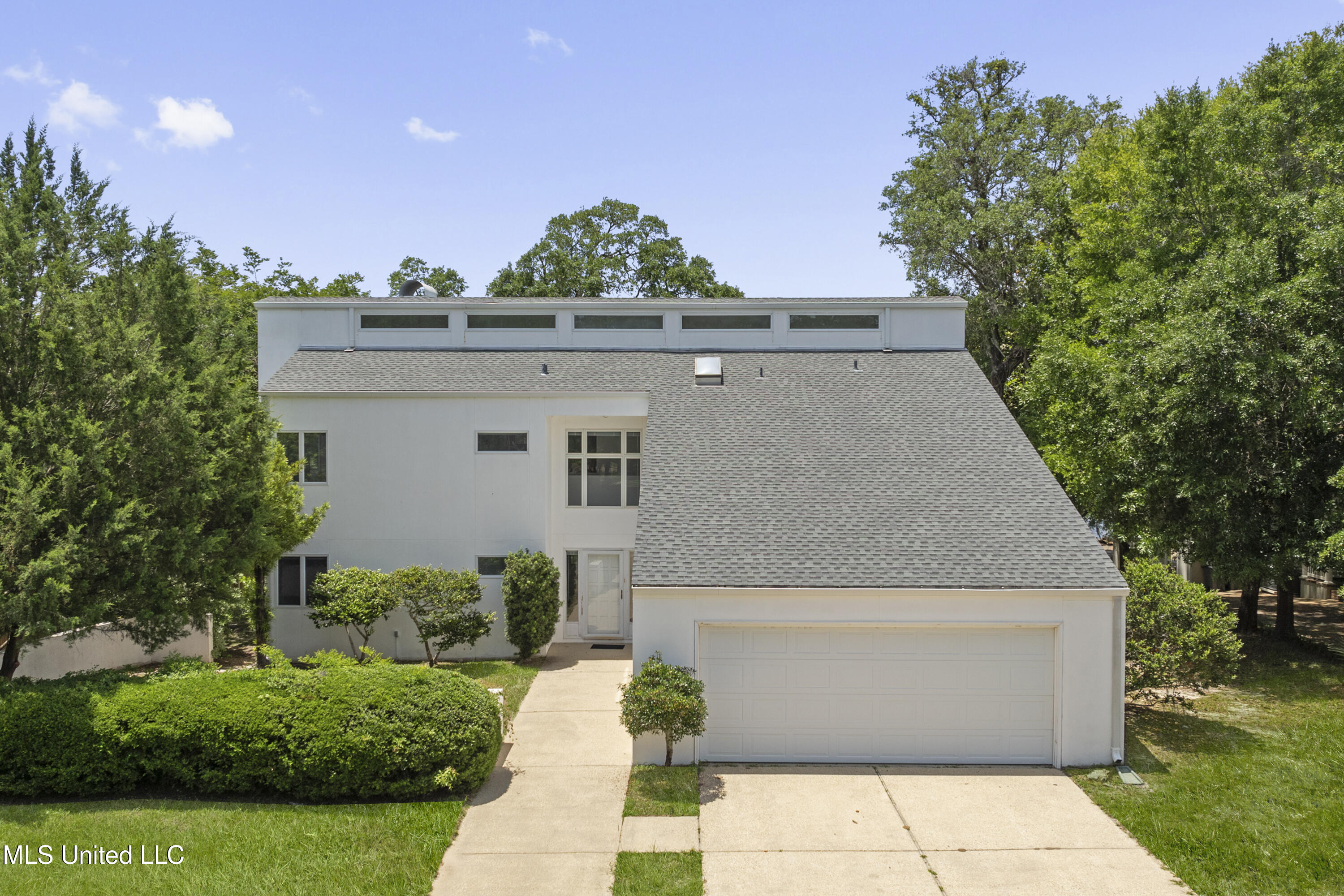11 Bayou Place, Gulfport, Mississippi image 1