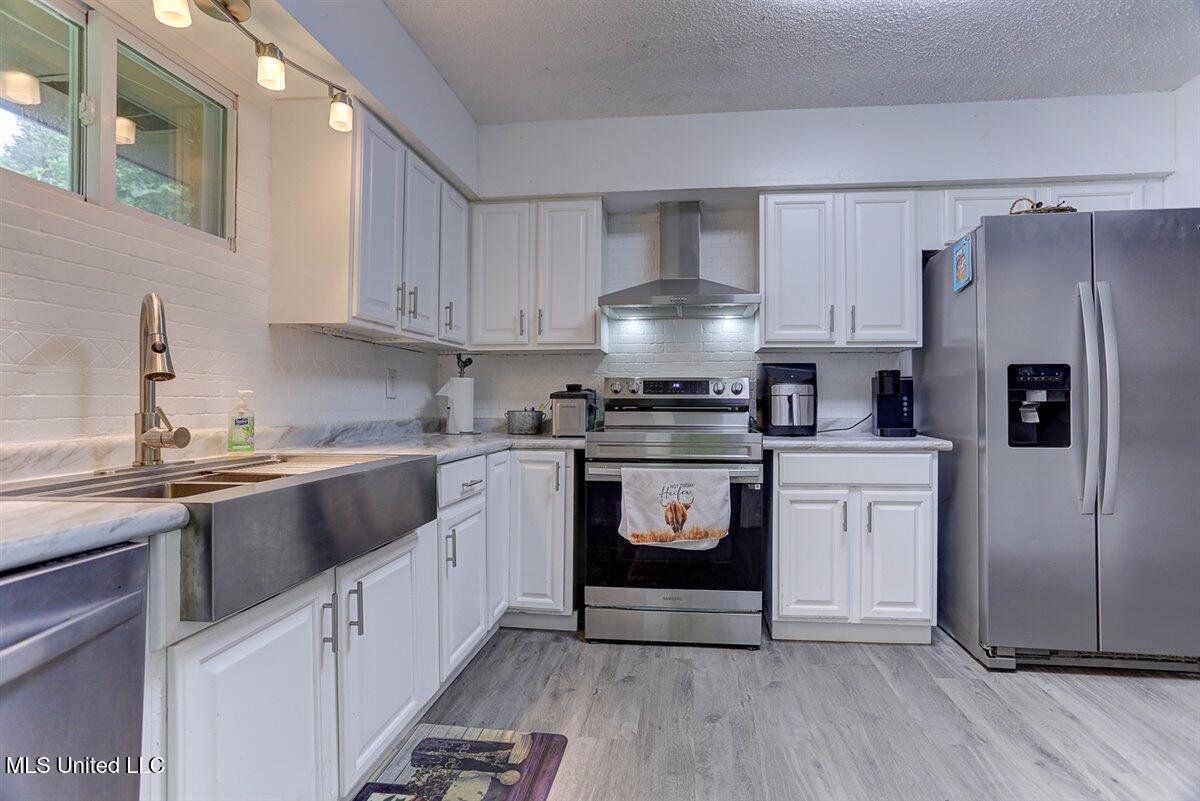 14071 Burton Road, Olive Branch, Mississippi image 9
