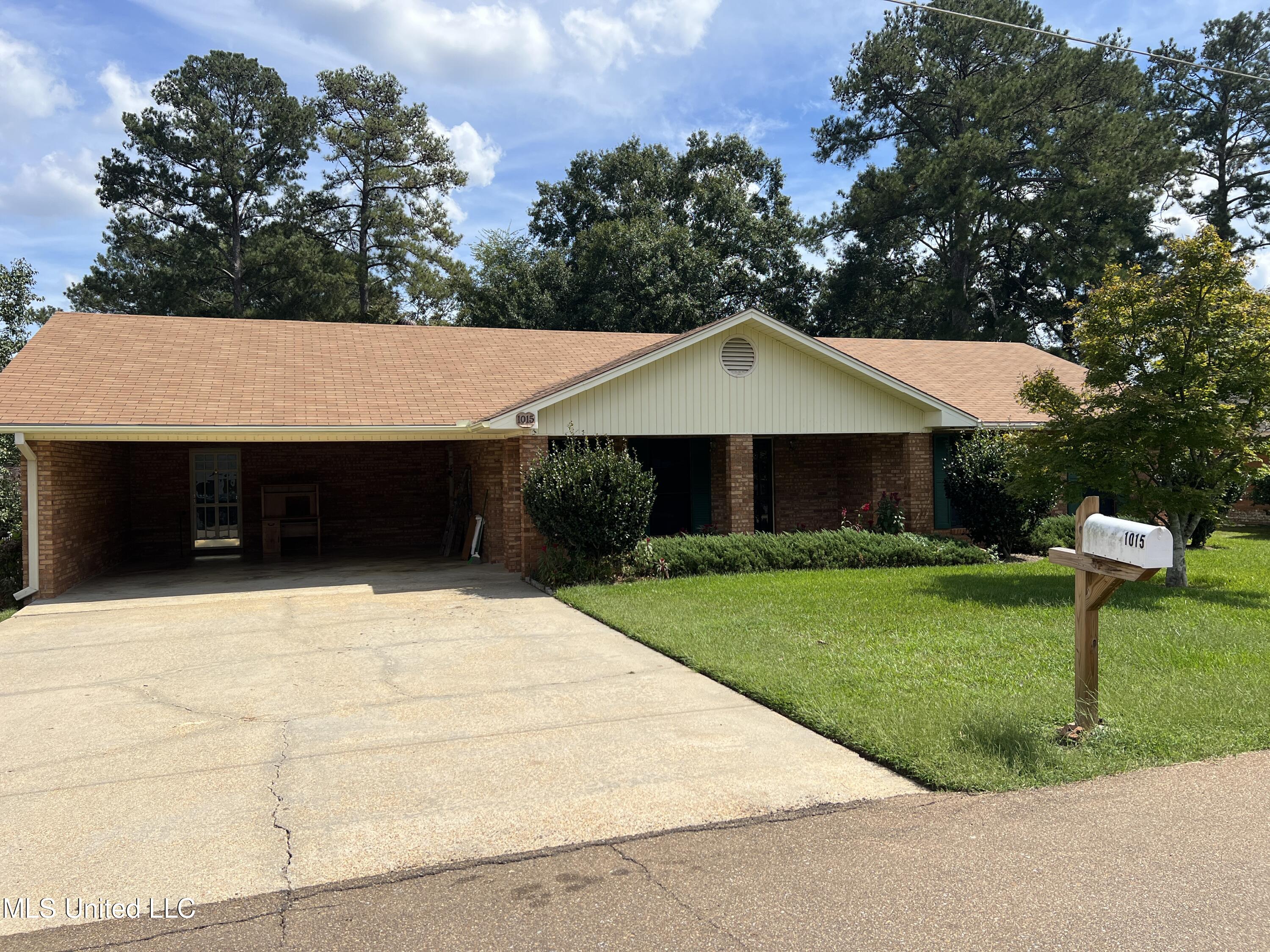 1015 Prairie Lane, McComb, Mississippi image 1