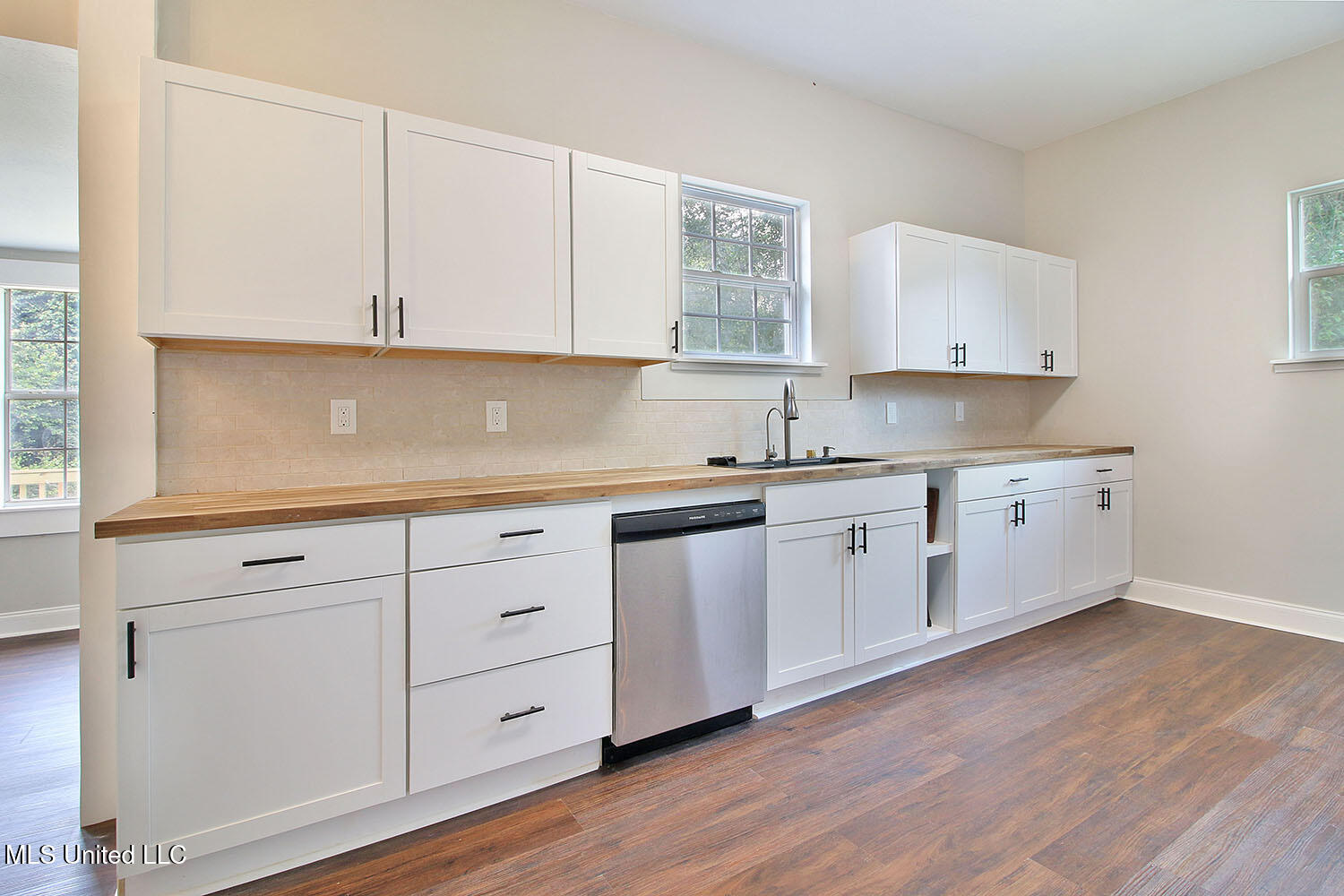 305 First Avenue, New Augusta, Mississippi image 11