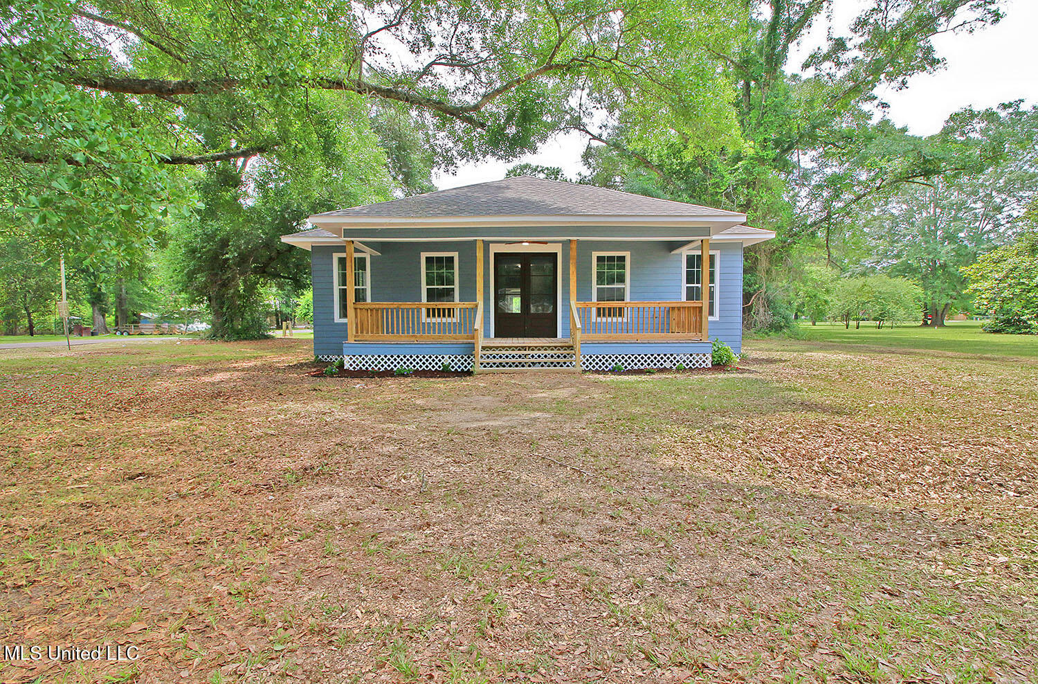 305 First Avenue, New Augusta, Mississippi image 3