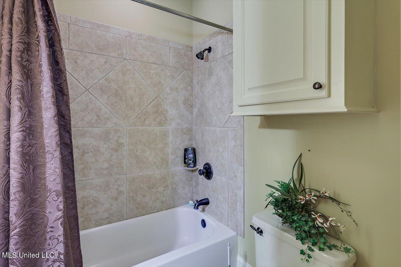 106 Glenwood Bend, Madison, Mississippi image 38