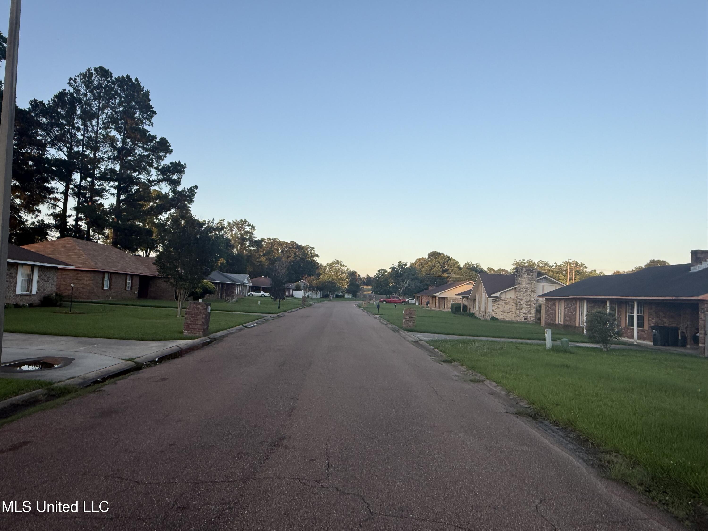 79 Cedar Lane, Natchez, Mississippi image 2