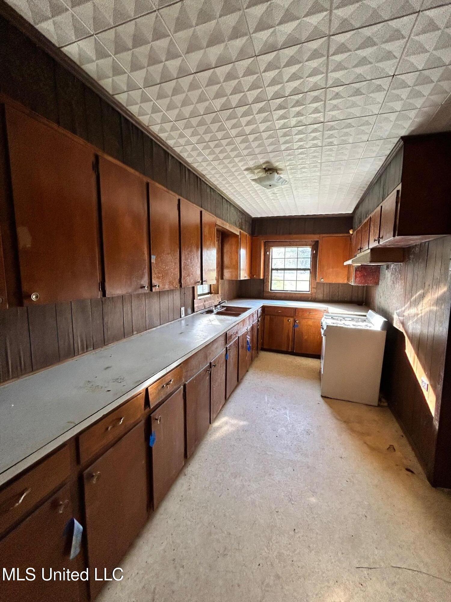 4454 Mars Hill Road, Carthage, Mississippi image 9
