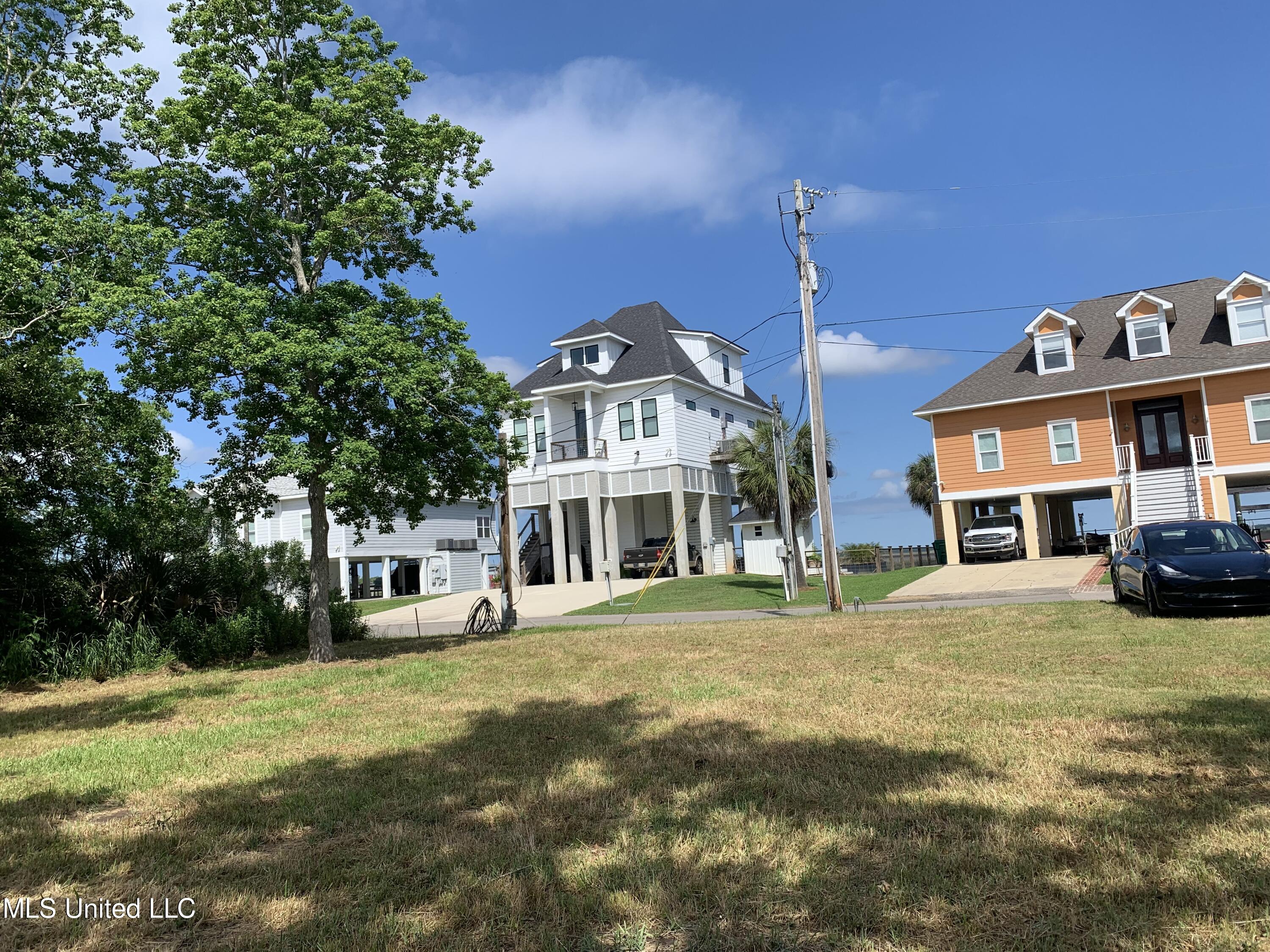 Blue Meadow Road, Bay Saint Louis, Mississippi image 6