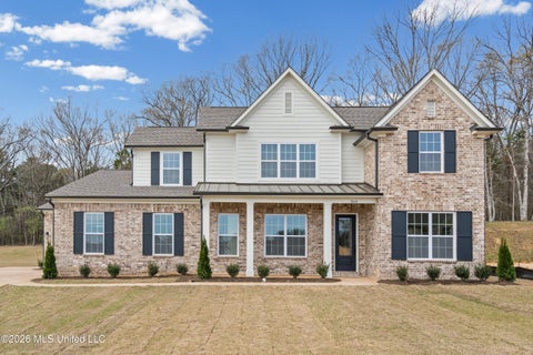 Homes For Sale - 5049 S River Grove Lane<br/> Olive Branch, MS 38654