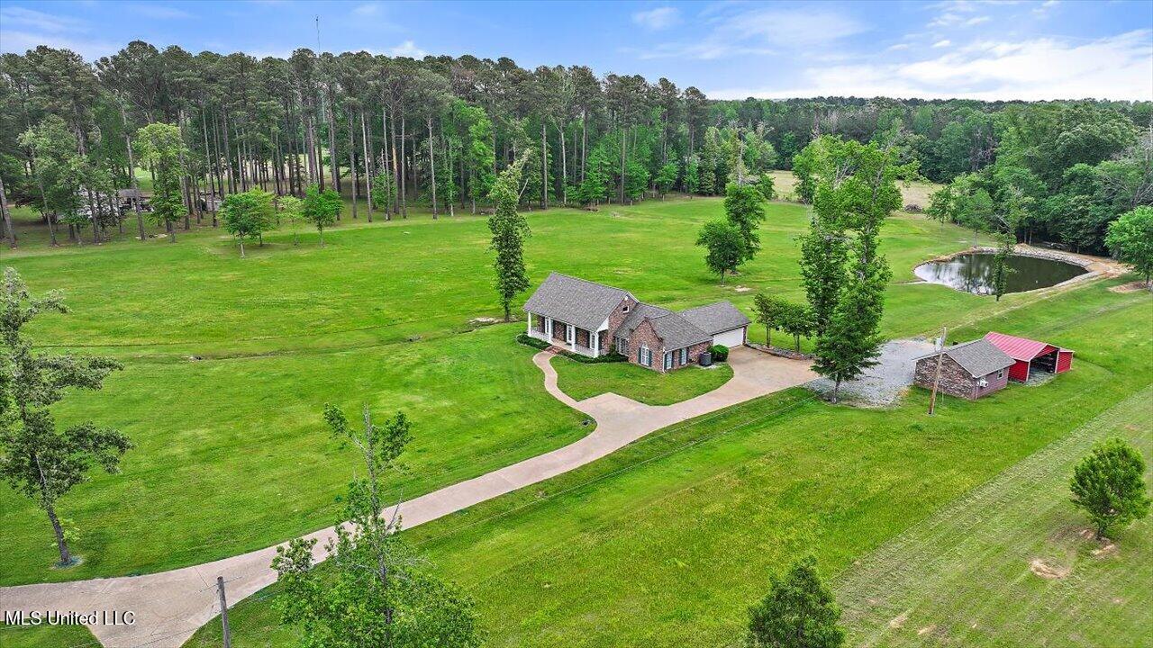 332 Holmes Hollow Lane Lane, Canton, Mississippi image 3