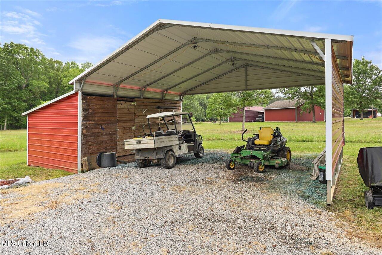 332 Holmes Hollow Lane Lane, Canton, Mississippi image 42