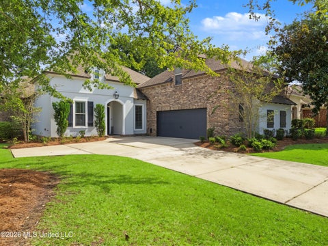 Homes For Sale - 920 Caroline Drive<br/> Biloxi, MS 39532