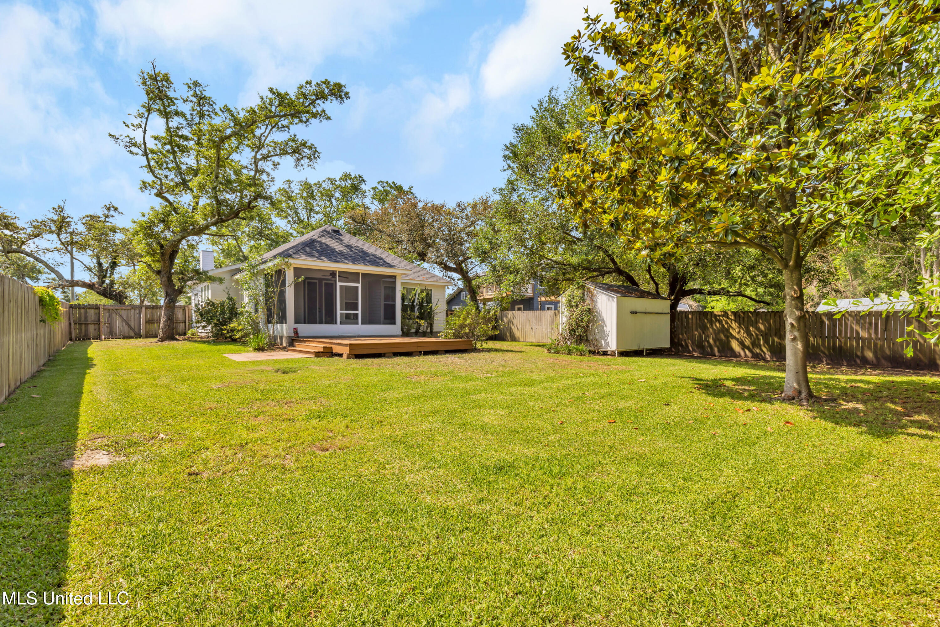 118 W Third Street, Long Beach, Mississippi image 27