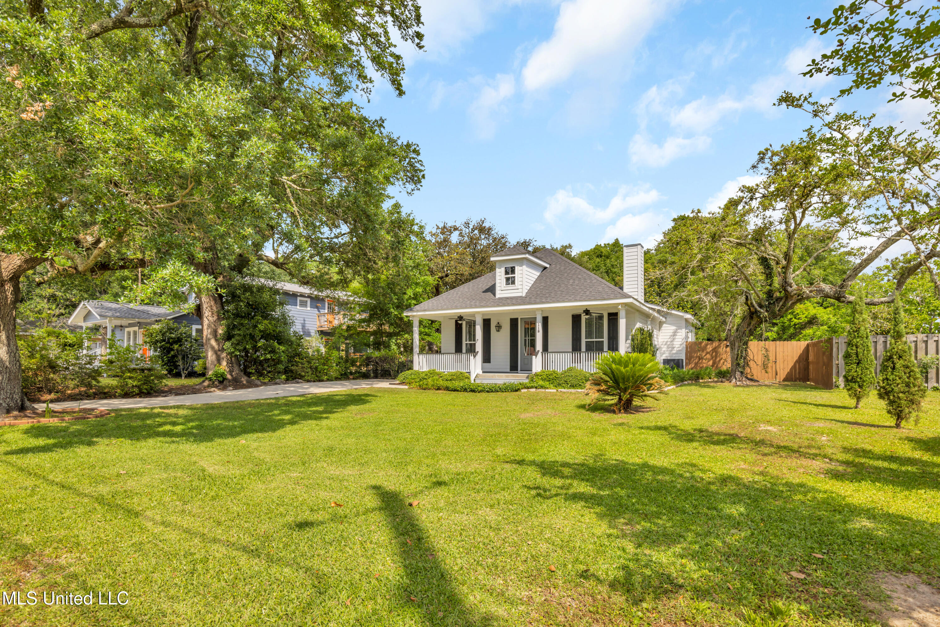 118 W Third Street, Long Beach, Mississippi image 3