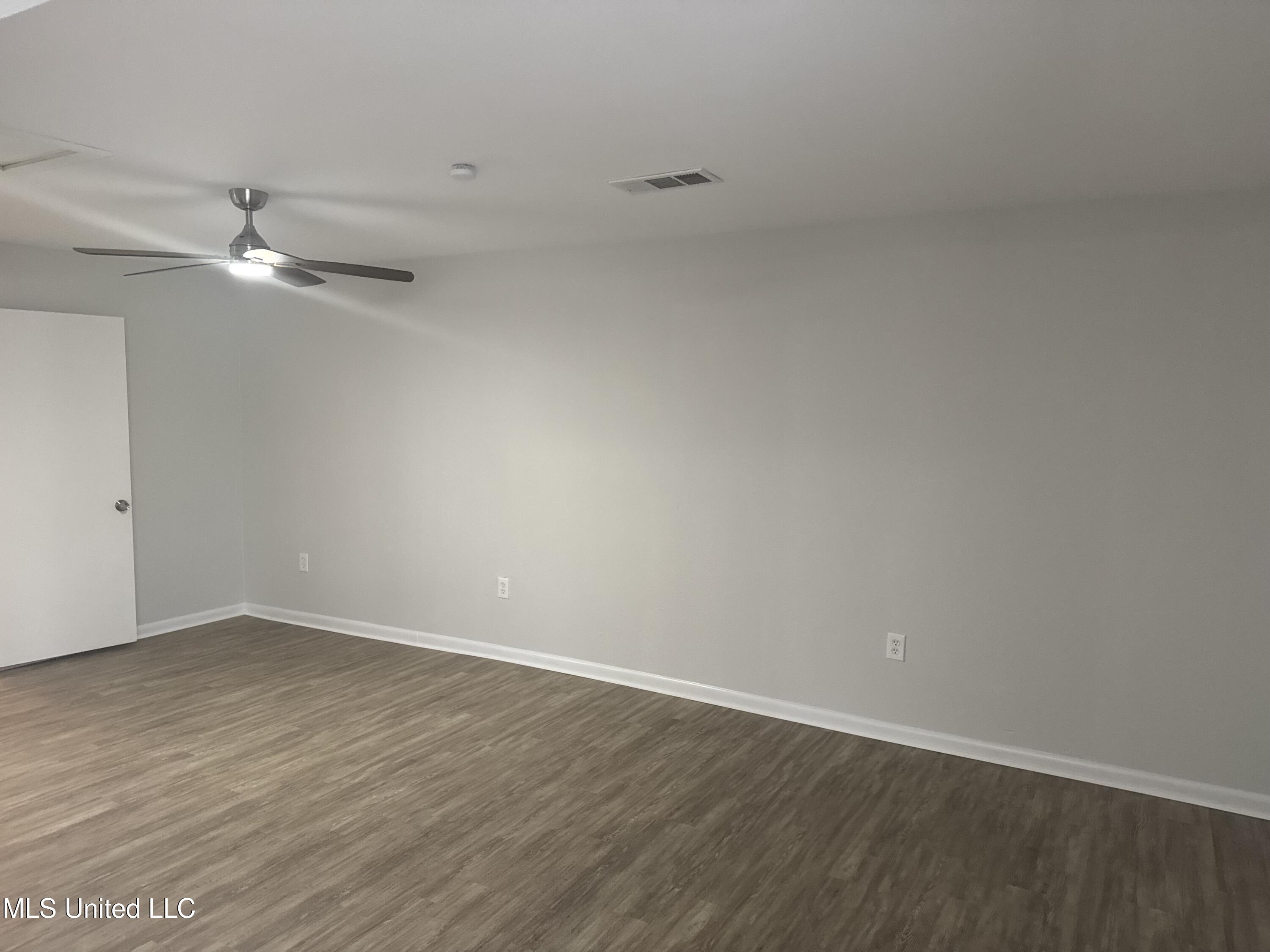 710 Shirley Drive, Gulfport, Mississippi image 9