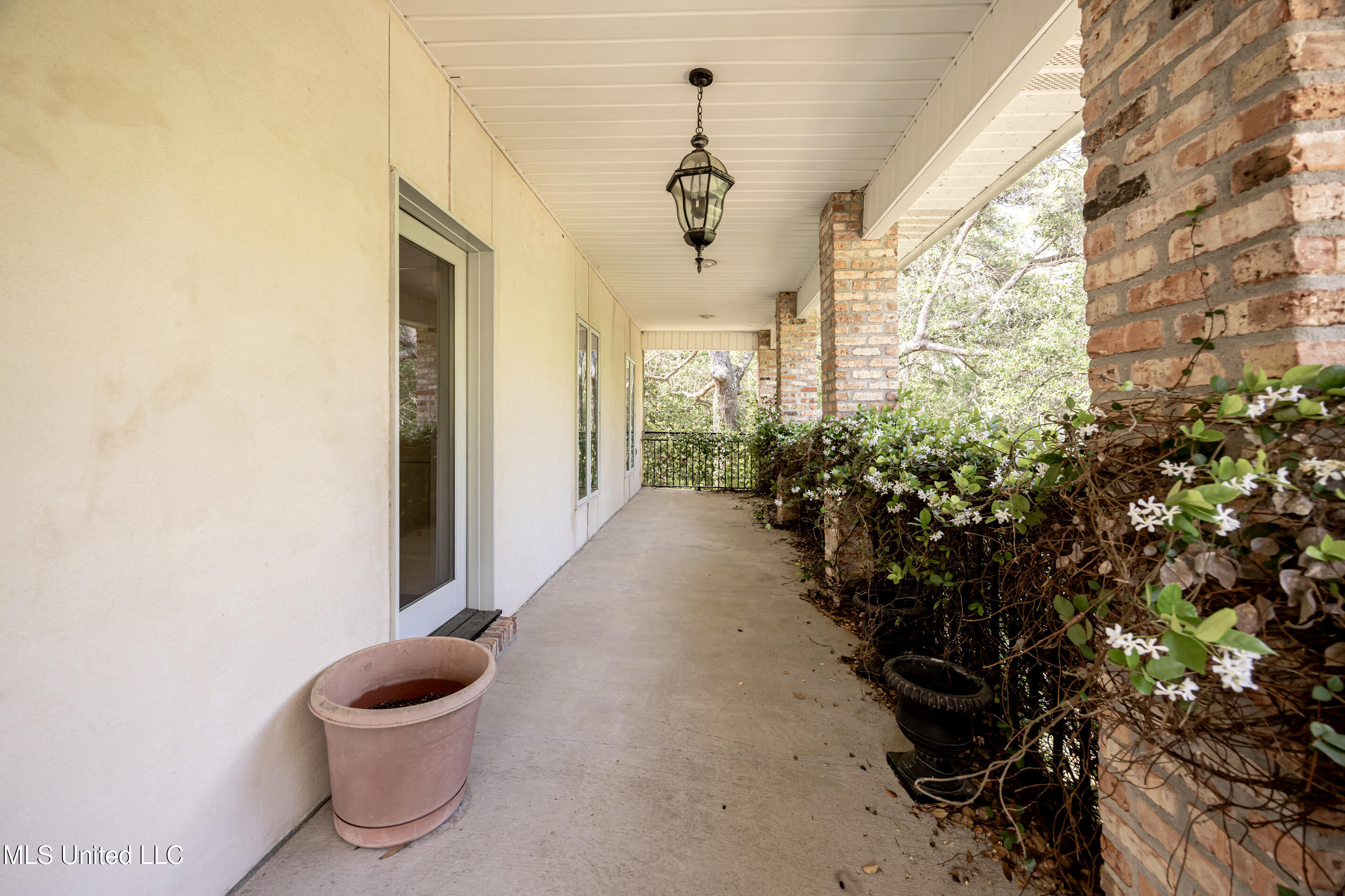 1409 Ladnier Road, Gautier, Mississippi image 39