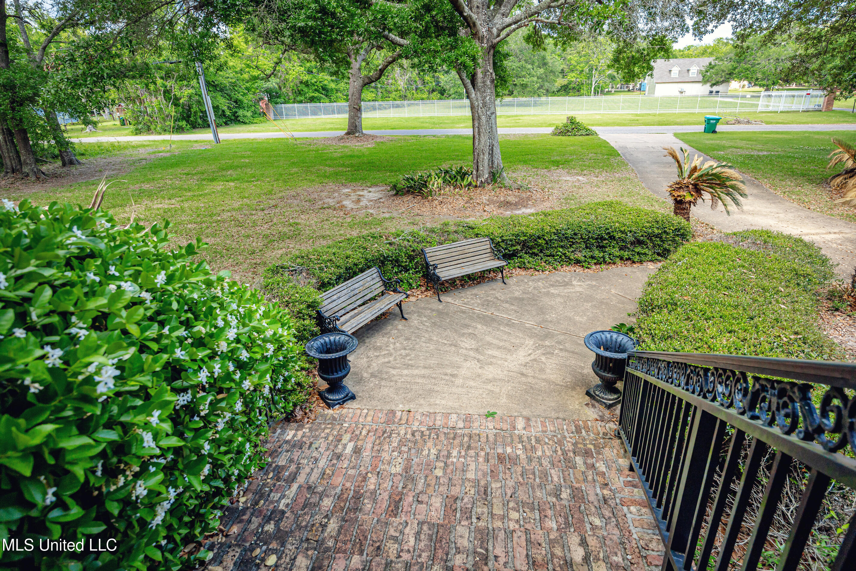 1409 Ladnier Road, Gautier, Mississippi image 5