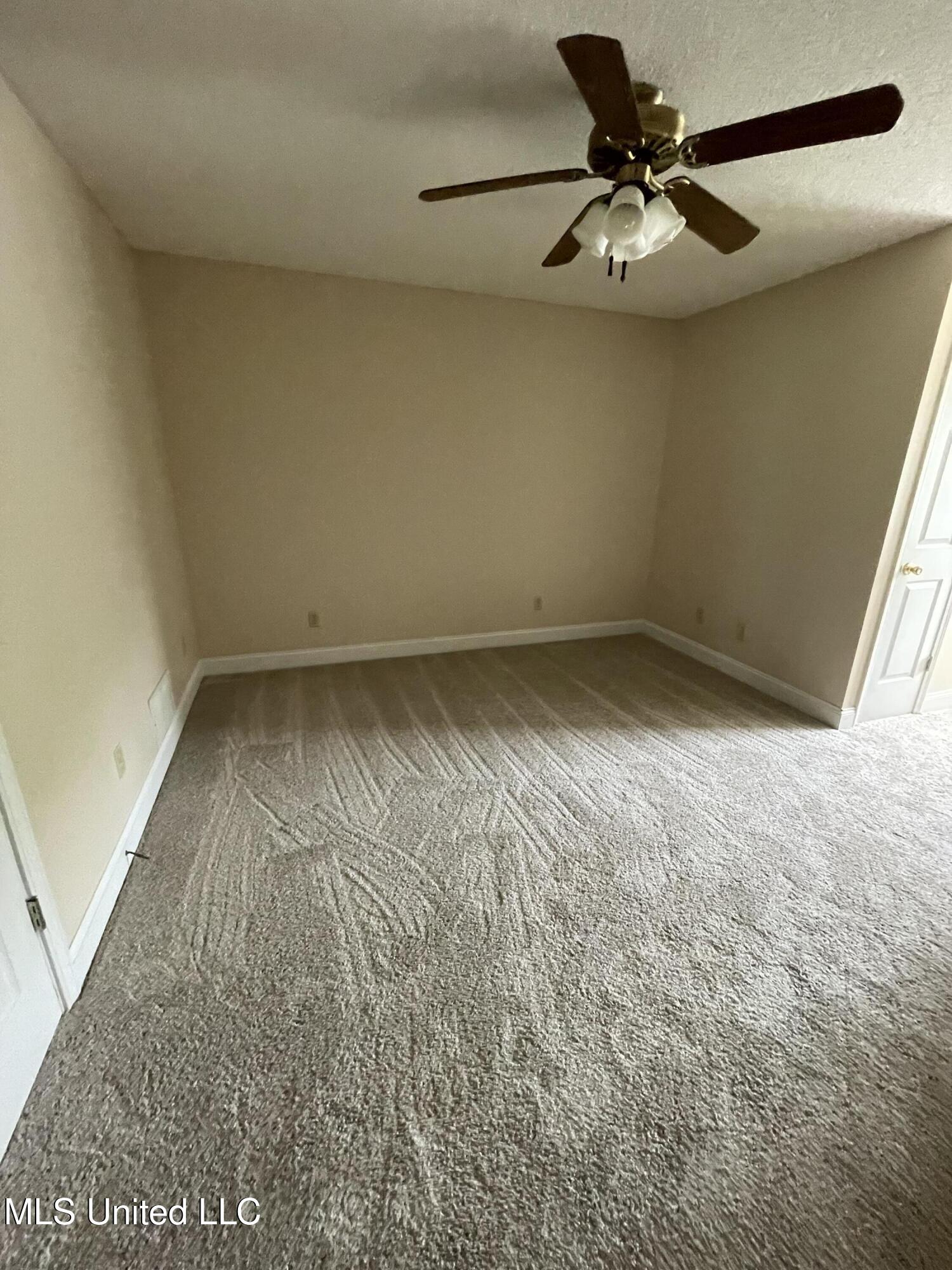 250 Sunnybrook Drive, Senatobia, Mississippi image 22