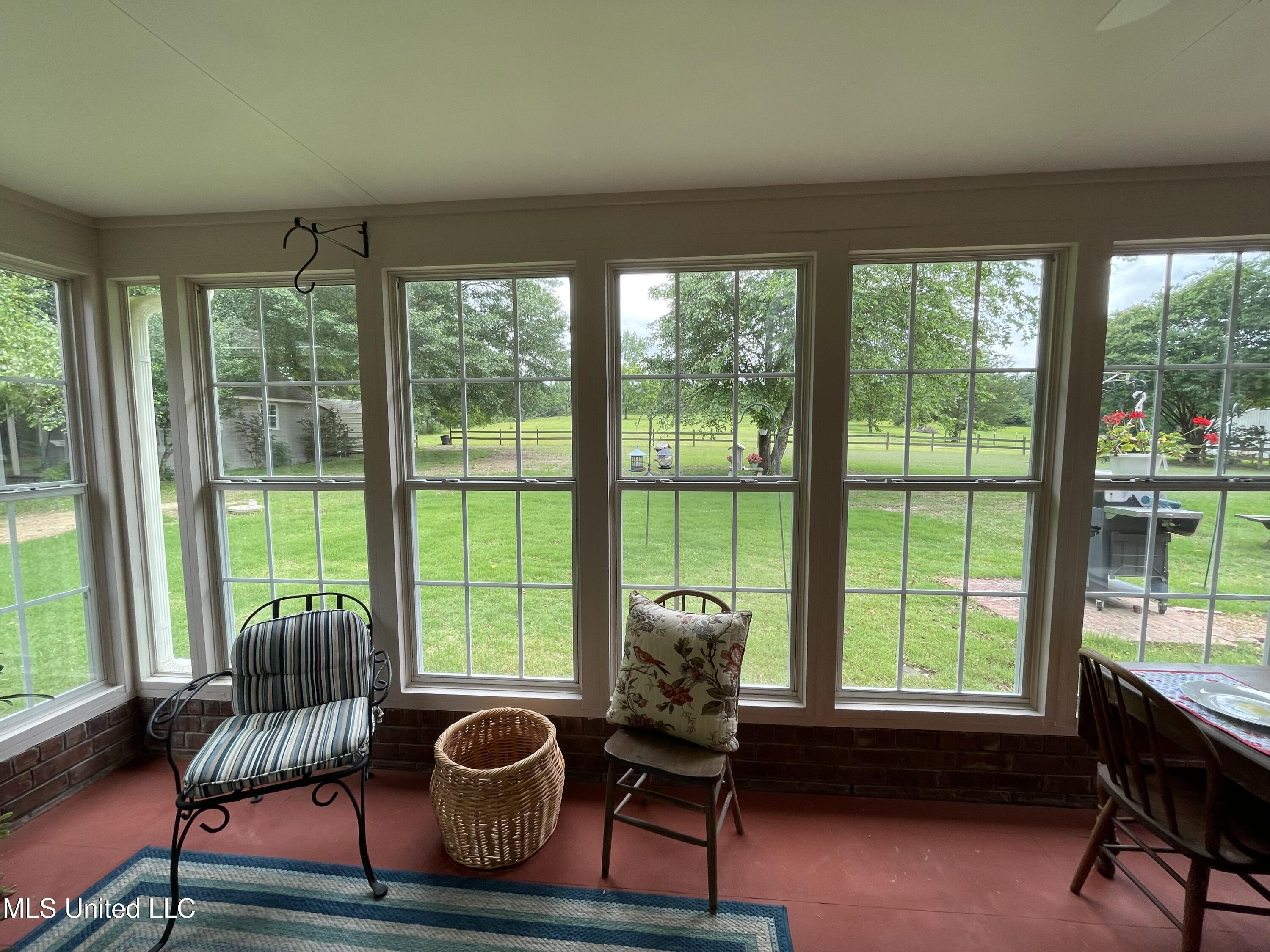 250 Sunnybrook Drive, Senatobia, Mississippi image 17