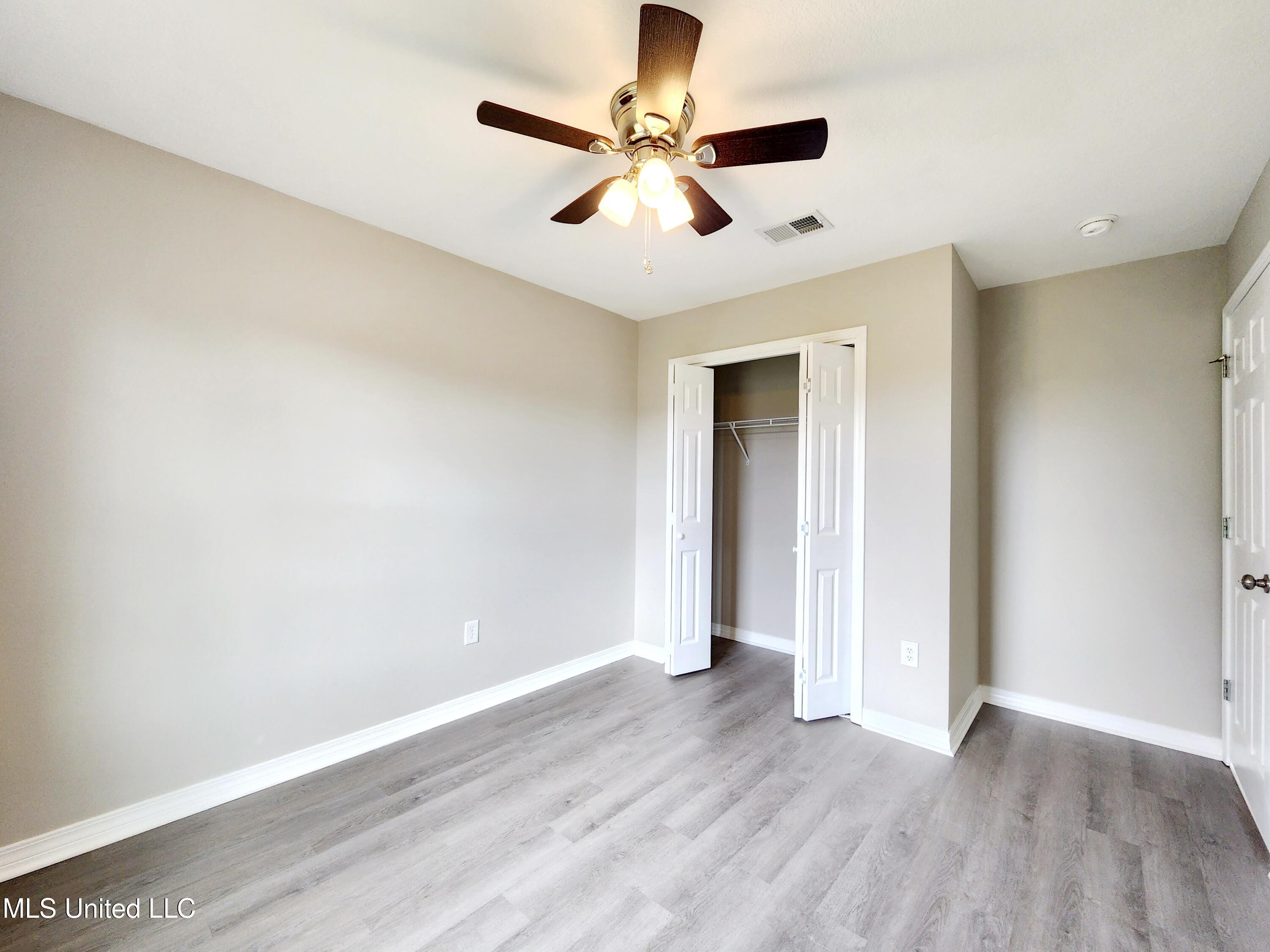 13323 Willow Oak Circle, Gulfport, Mississippi image 14