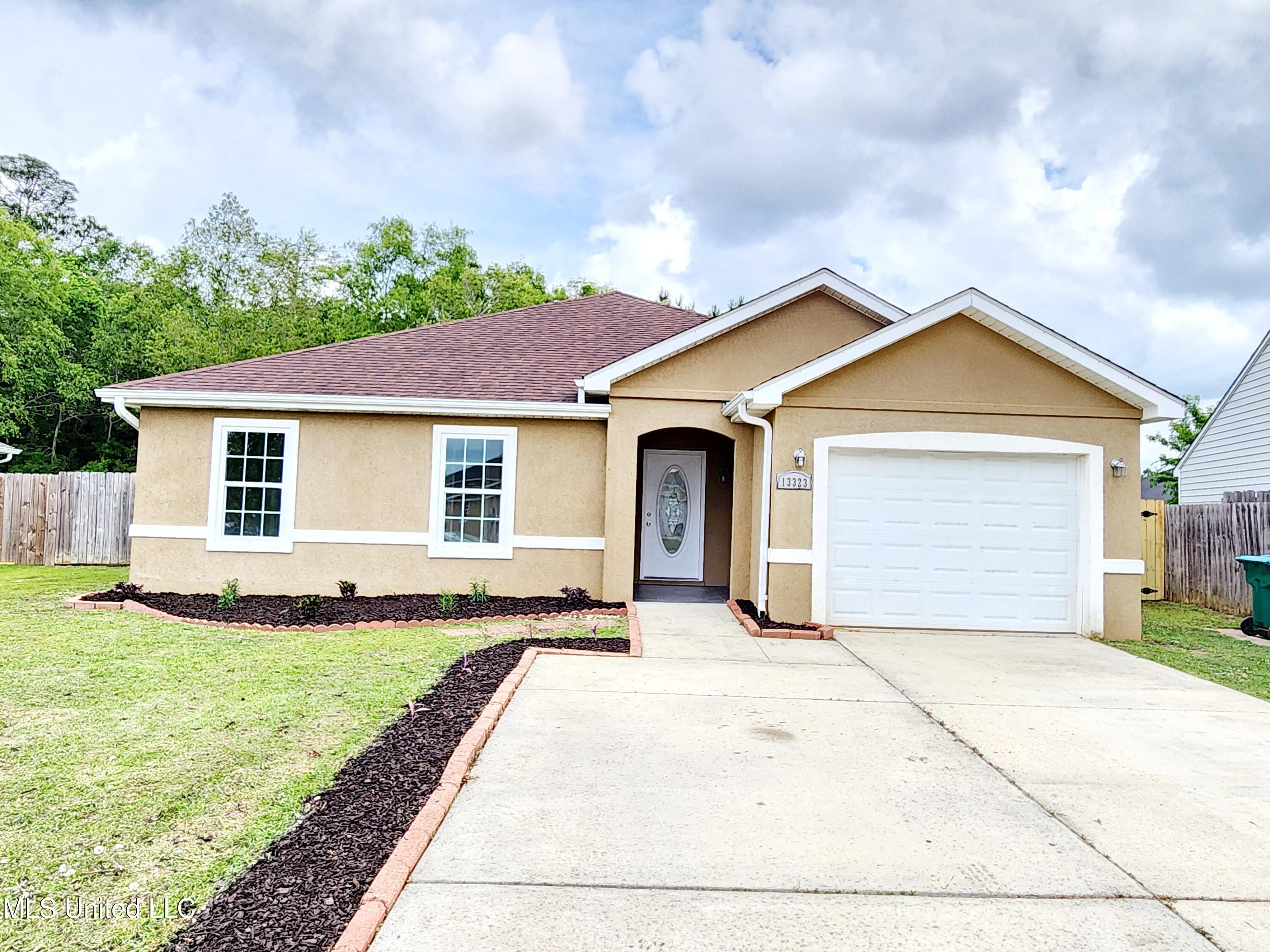 13323 Willow Oak Circle, Gulfport, Mississippi image 3
