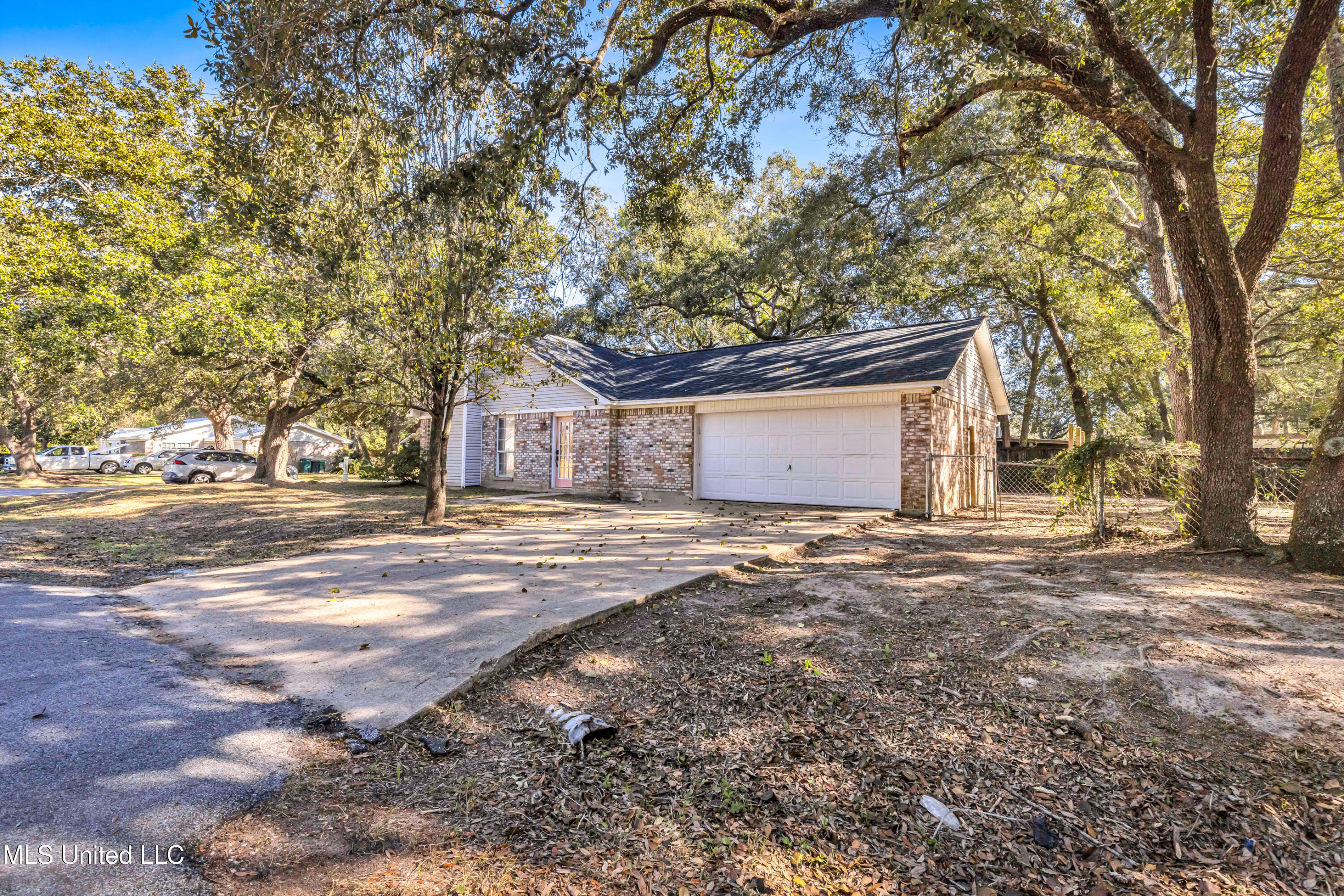 8613 Mermaid Avenue, Ocean Springs, Mississippi image 27