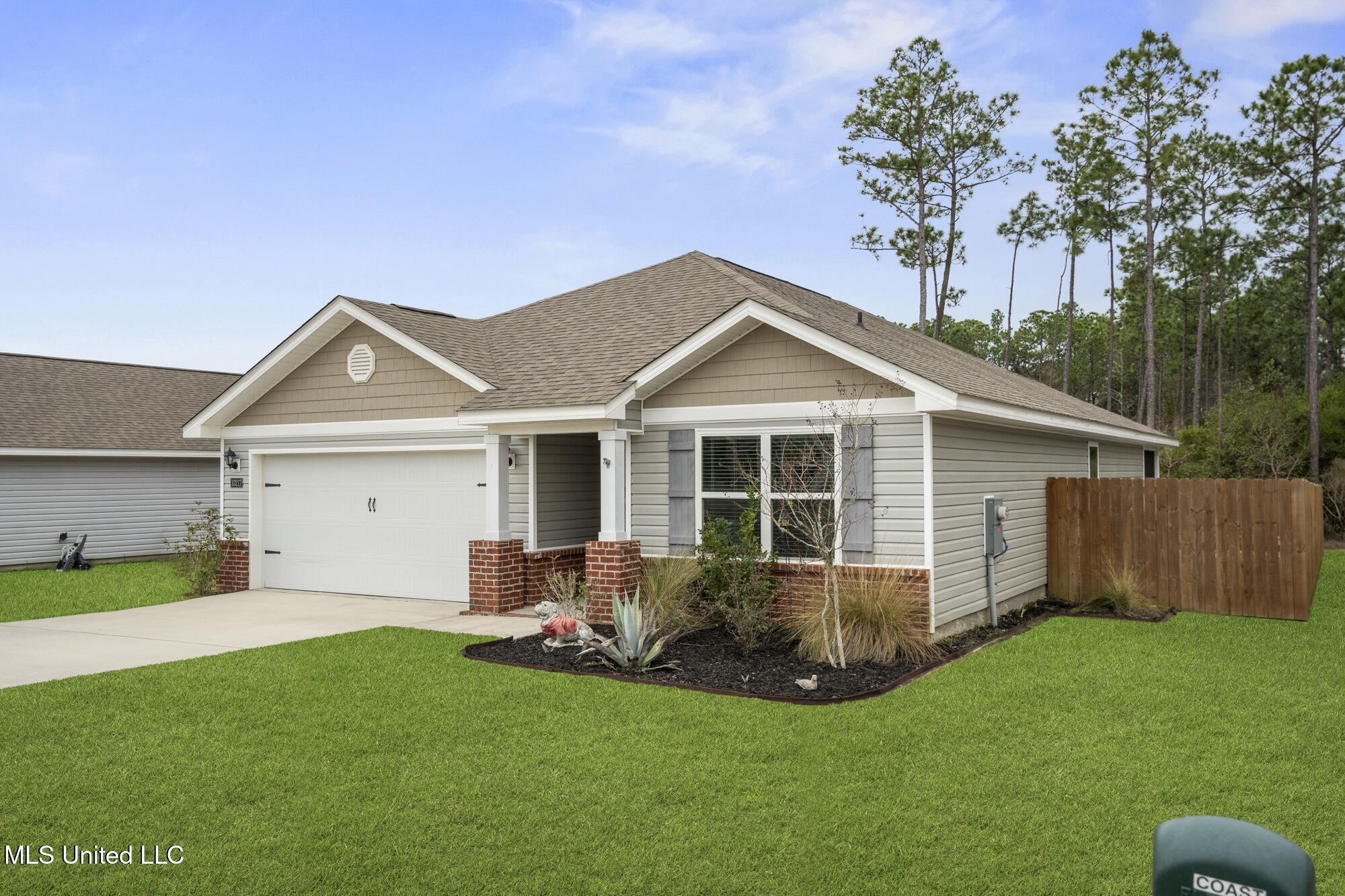 10217 Willow Leaf Drive, Gulfport, Mississippi image 2