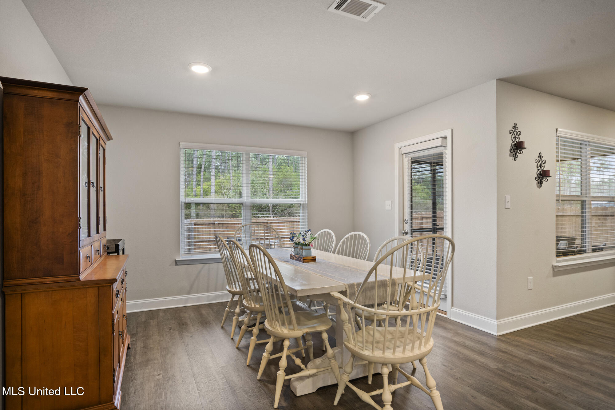 10217 Willow Leaf Drive, Gulfport, Mississippi image 9