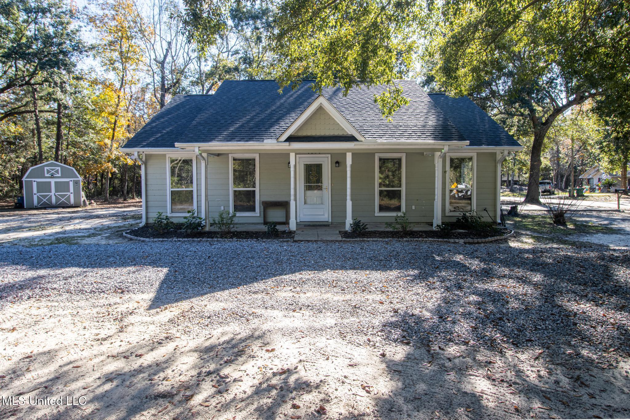 1204 Margaret Street, Ocean Springs, Mississippi image 1