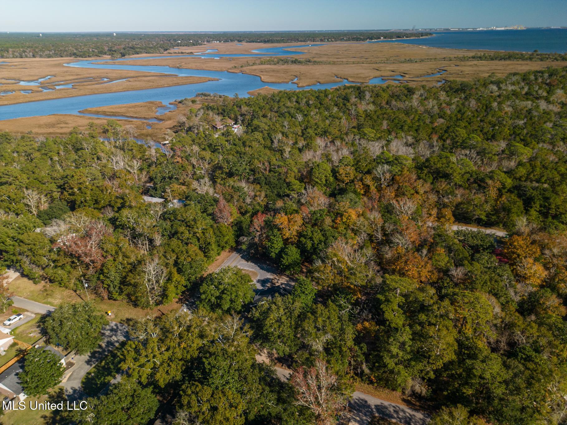 1204 Margaret Street, Ocean Springs, Mississippi image 24