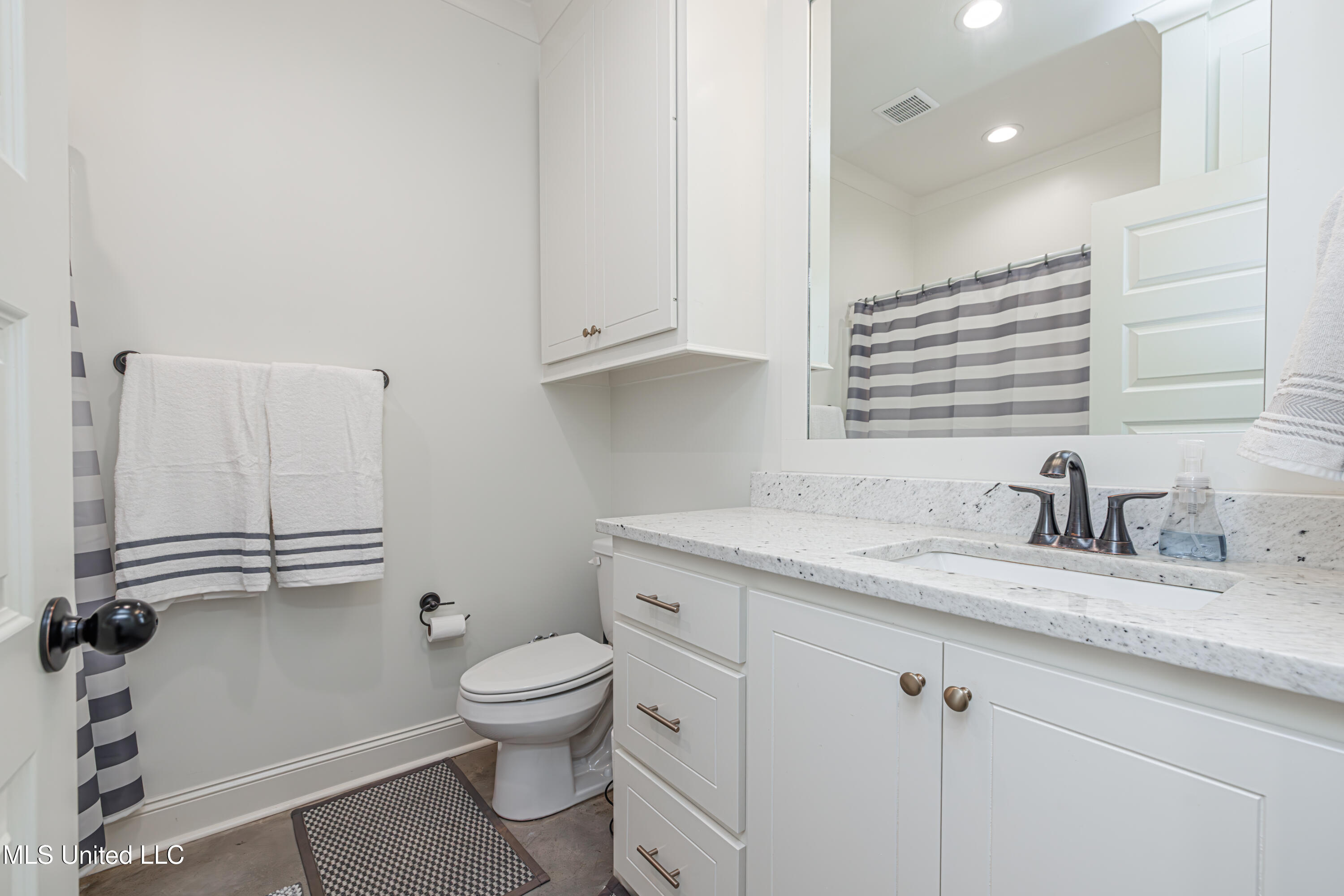 703 Summerfield Drive, Canton, Mississippi image 34
