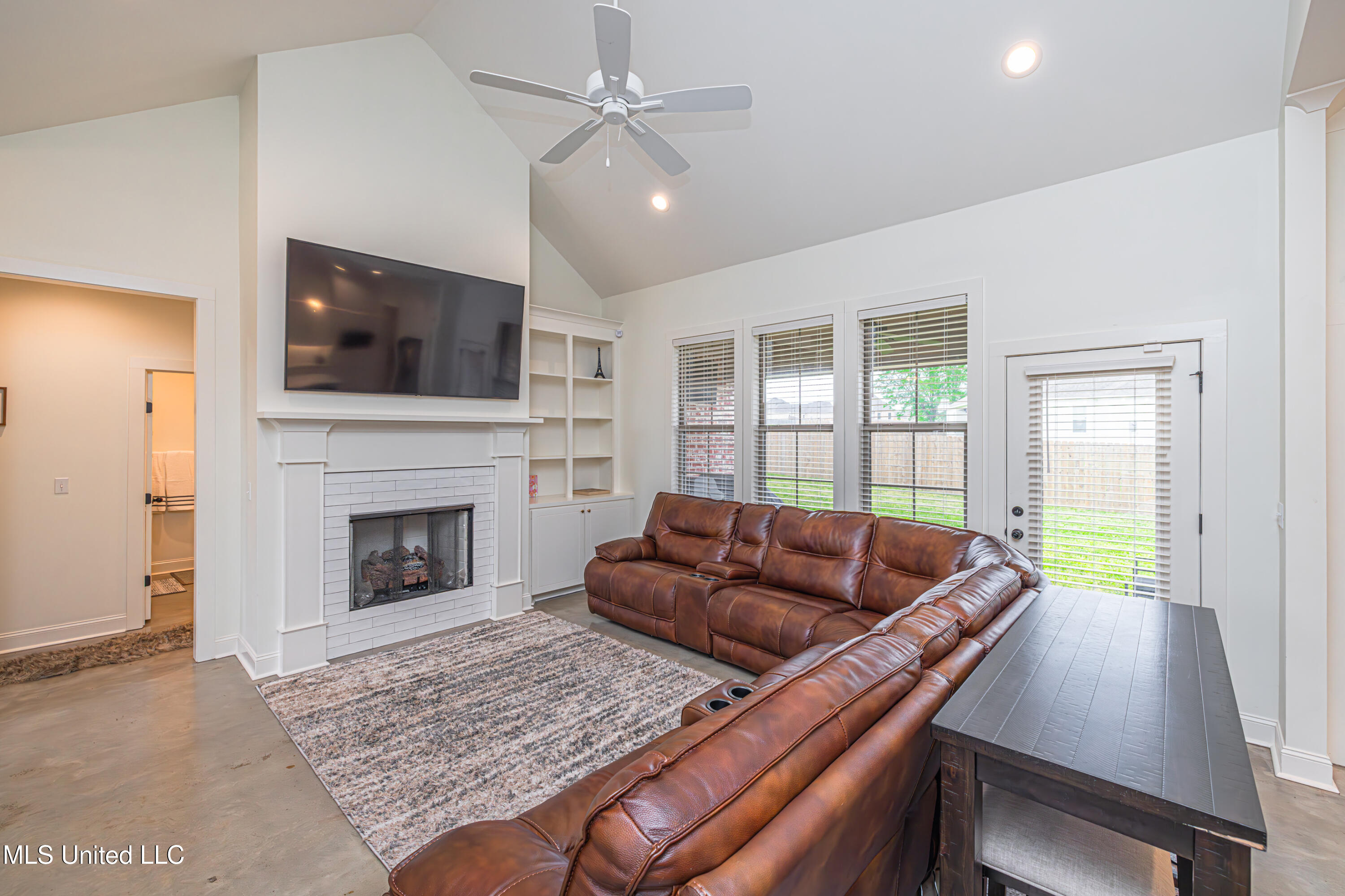 703 Summerfield Drive, Canton, Mississippi image 11