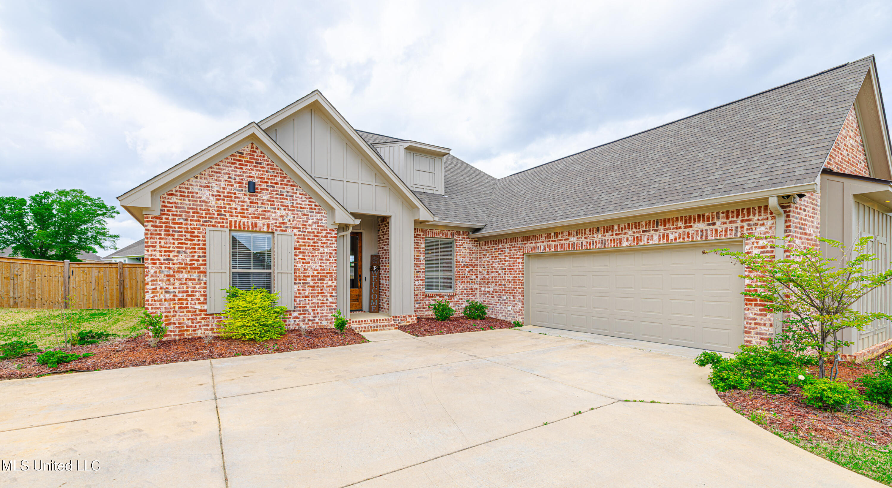703 Summerfield Drive, Canton, Mississippi image 3