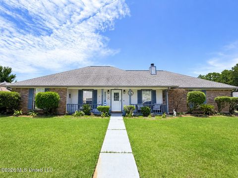 Homes For Sale - 6625 Oakbrook Drive<br/> Jackson County, Ocean Springs, MS 39564