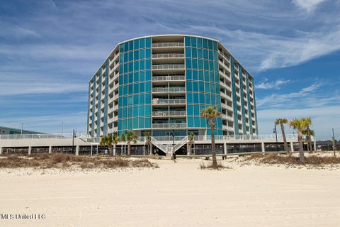 Condo For Sale - 1899 Beach Boulevard<br/> Biloxi, MS 39531