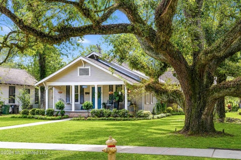 Homes For Sale - 714 Camp Street<br/> Hattiesburg, MS 39401