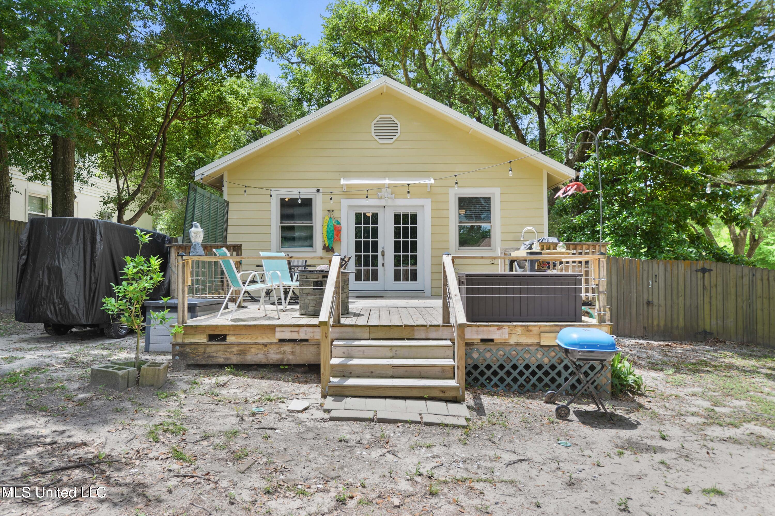 149 Bay View Court, Bay Saint Louis, Mississippi image 25