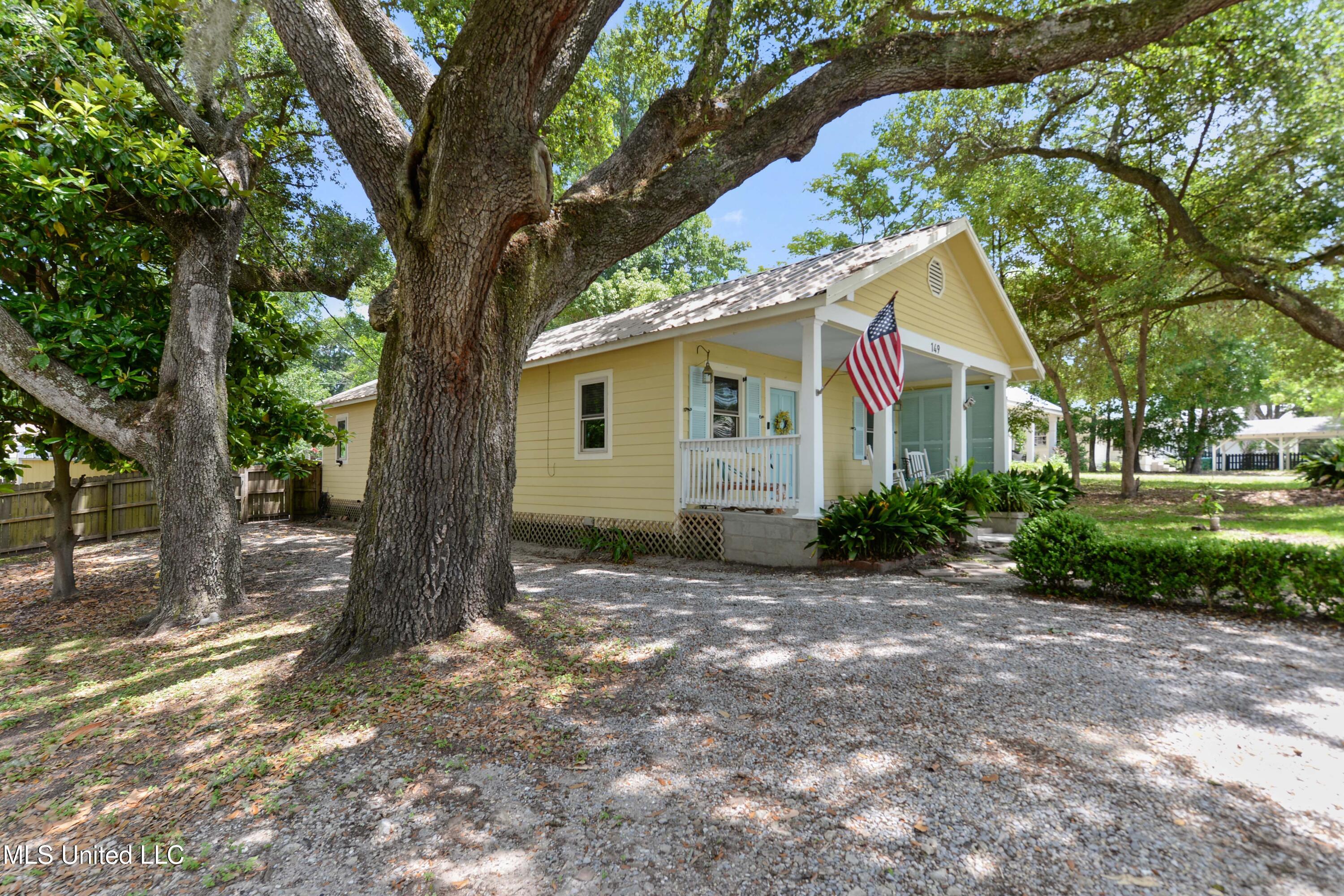 149 Bay View Court, Bay Saint Louis, Mississippi image 2