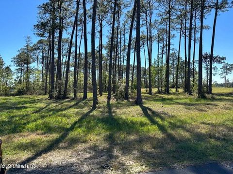 Vacant Land For Sale - Hummingbird Lane<br/> Biloxi, MS 39532